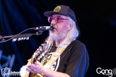 J Mascis