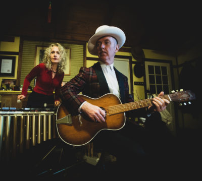 DAVE GRANEY & CLARE MOORE at The Music Lounge