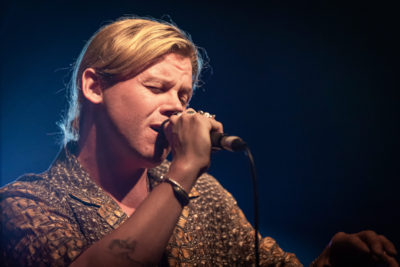 Conrad Sewell + Tulliah @ Towradgi Beach Hotel & Waves